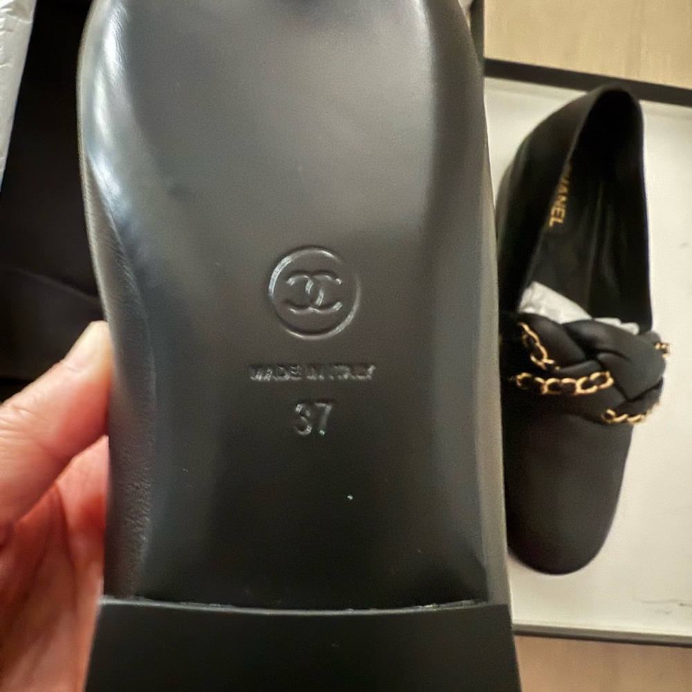 Authentic NWT Chanel Leather Moccasins/loaf size EUR 37 - Picture 8 of 10